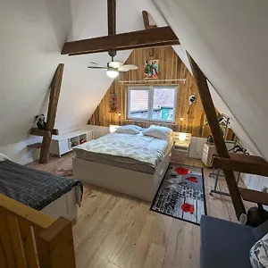  Apartment Lilla