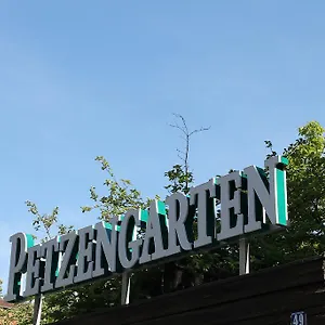 Petzengarten Guest house